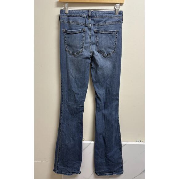 Hollister Women’s Jeans Size 6L W28L Mid Rise Bootcut Distressed Knee - Picture 2 of 3